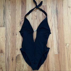 Anne Klein black one-piece low cut crystal detail sz 6